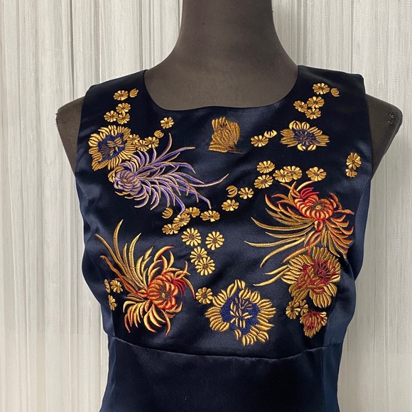 Vintage 90’s Andrea Jovine Navy Floral Embroidery Midi Sleeveless Dress Size 8 - Picture 3 of 17